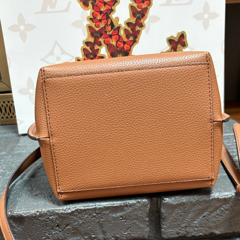 Michael Kors Emilia Small Bucket Bag Messenger Leather Luggage - Picture 8 of 16